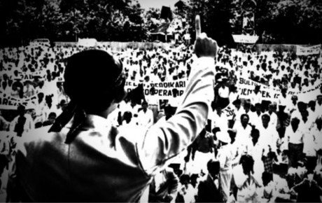 IDEALISME TERLALU BESAR